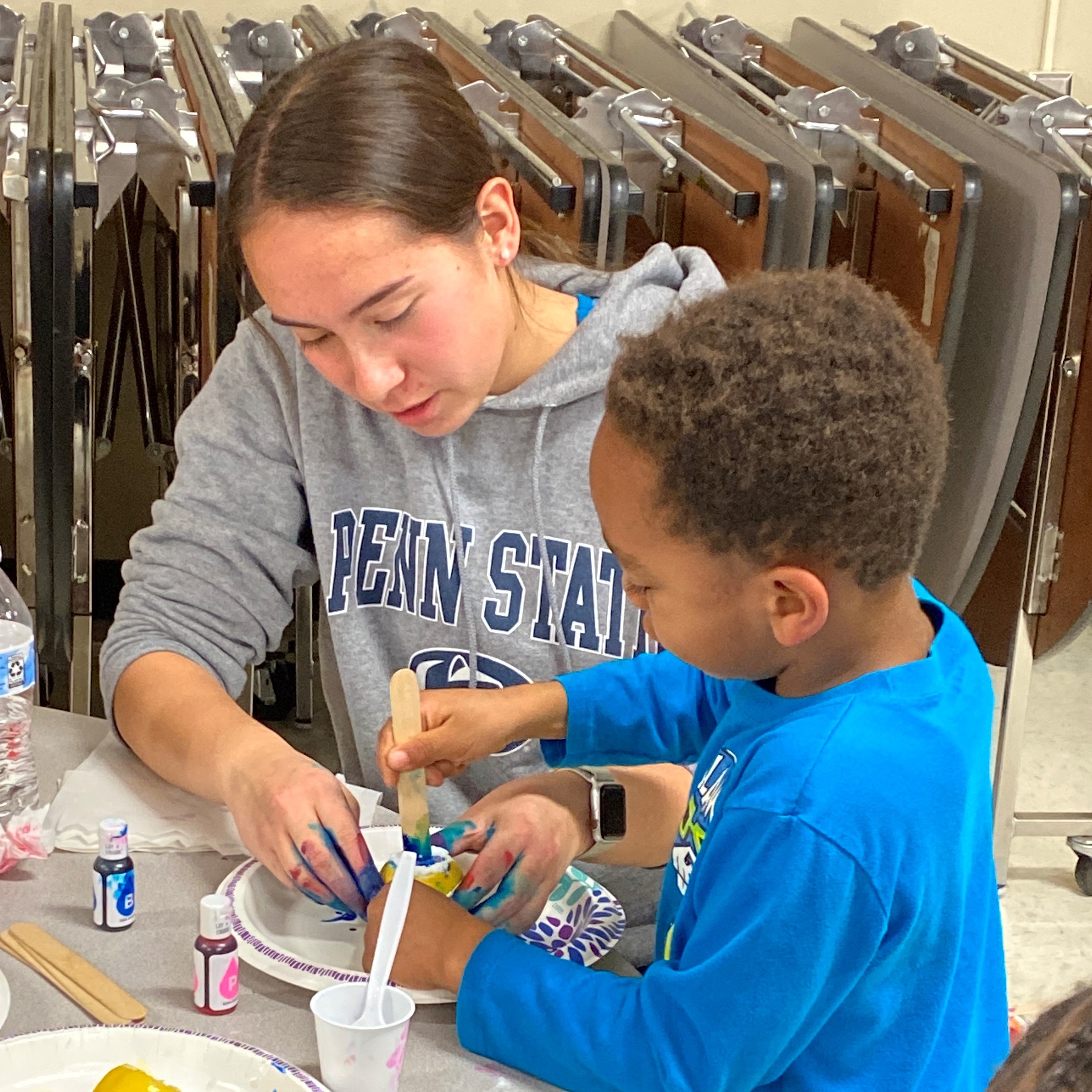 The large-scale community science program Exploration-U focuses on innovative, hands-on science activities led by collaborations between Penn State faculty and students, high school teachers and students, and community businesses and partners.