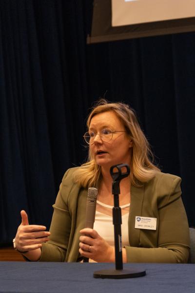 Nikki Crowley speaks to residents at the Village at Penn State during Brain Awareness Week.