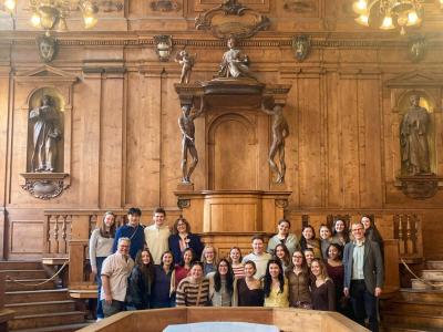 Group of students and advisers in the University of Bologna's Anatomical Theatre in the "Anatomy in Italy" embedded program.