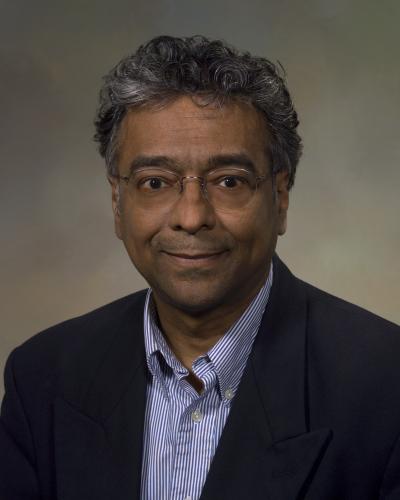 Ashtekar Receives Honorary Doctorate from France