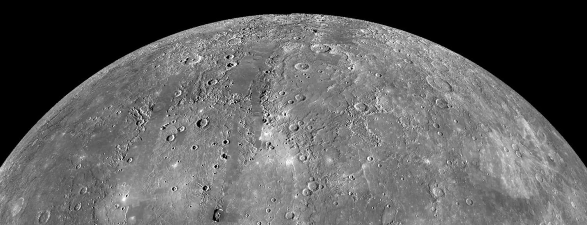 detailed image of the planet mercury