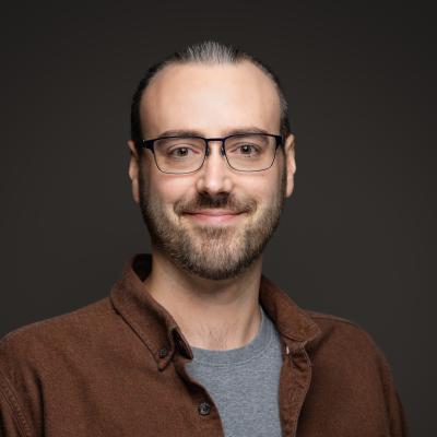 Tim Currier Headshot