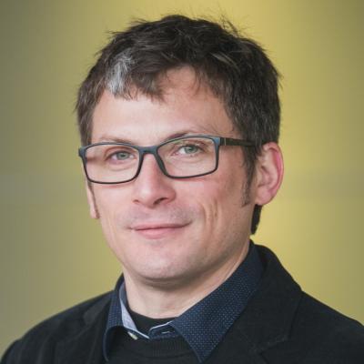 professional portrait of Chad Hanna