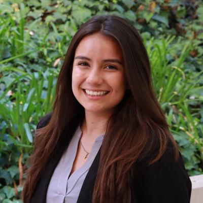 Image of Nicole Sierra.