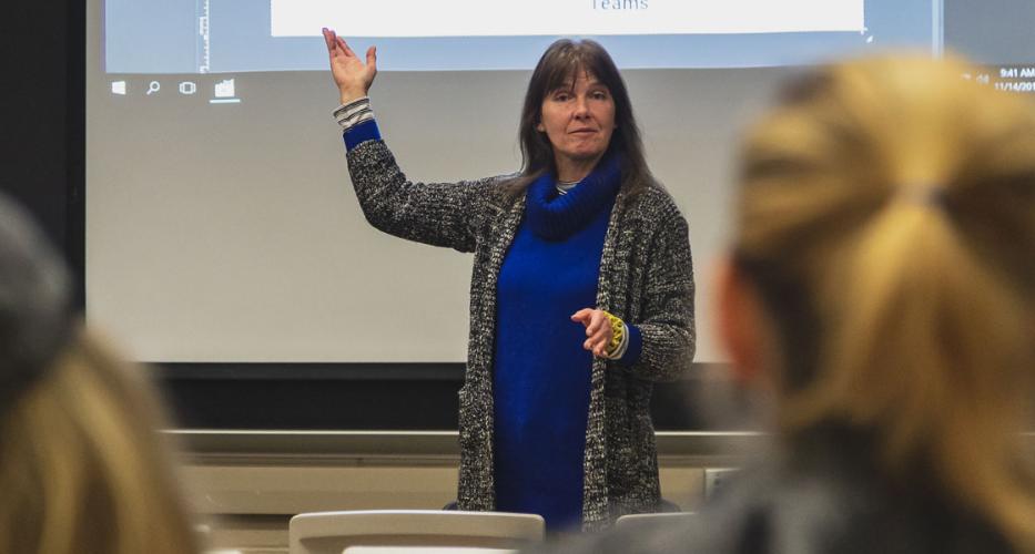 Shark Tank Class with Beatrice Sirakaya lecturing.