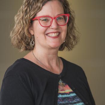 Jennifer Stingelin Keefer head shot.
