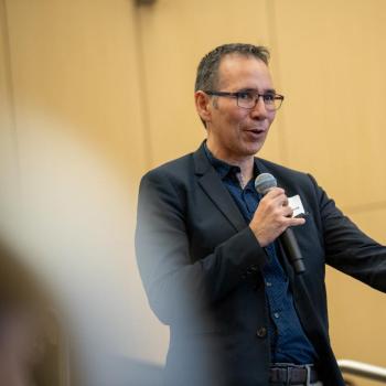 Physics professor Luiz de Viveiros spoke at the college's “Celebrating Penn State’s Milestones in Physics” event on Sept. 5.